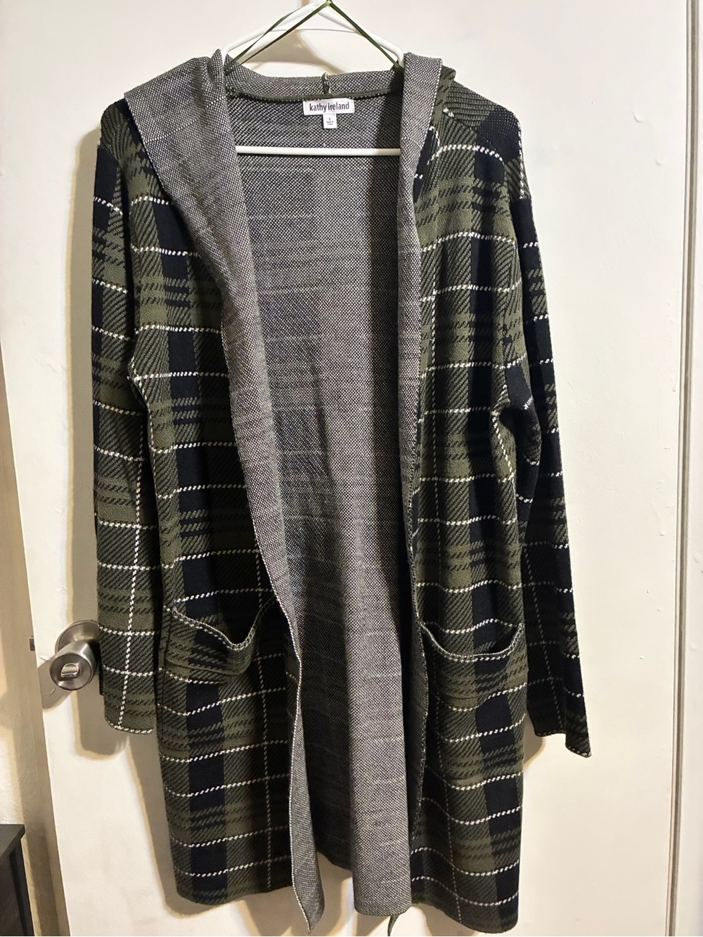 kathy ireland Textured Knit Cardigan in Olive and Black